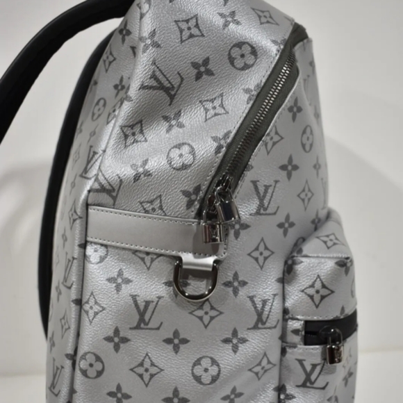 Louis Vuitton Apollo Outdoor Reflect Silver Monogram Backpack Weekend Travel Bag - Picture 5 of 7